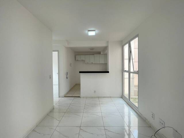 #3 - Apartamento para Compra em Botucatu - SP - 2